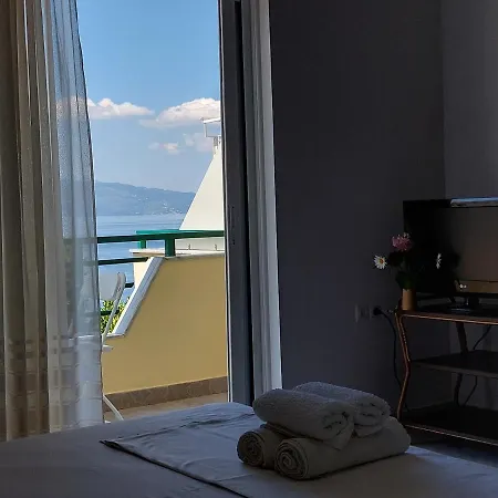 The Sun House * Sarande