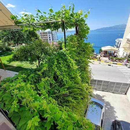 The Sun House Apartament *